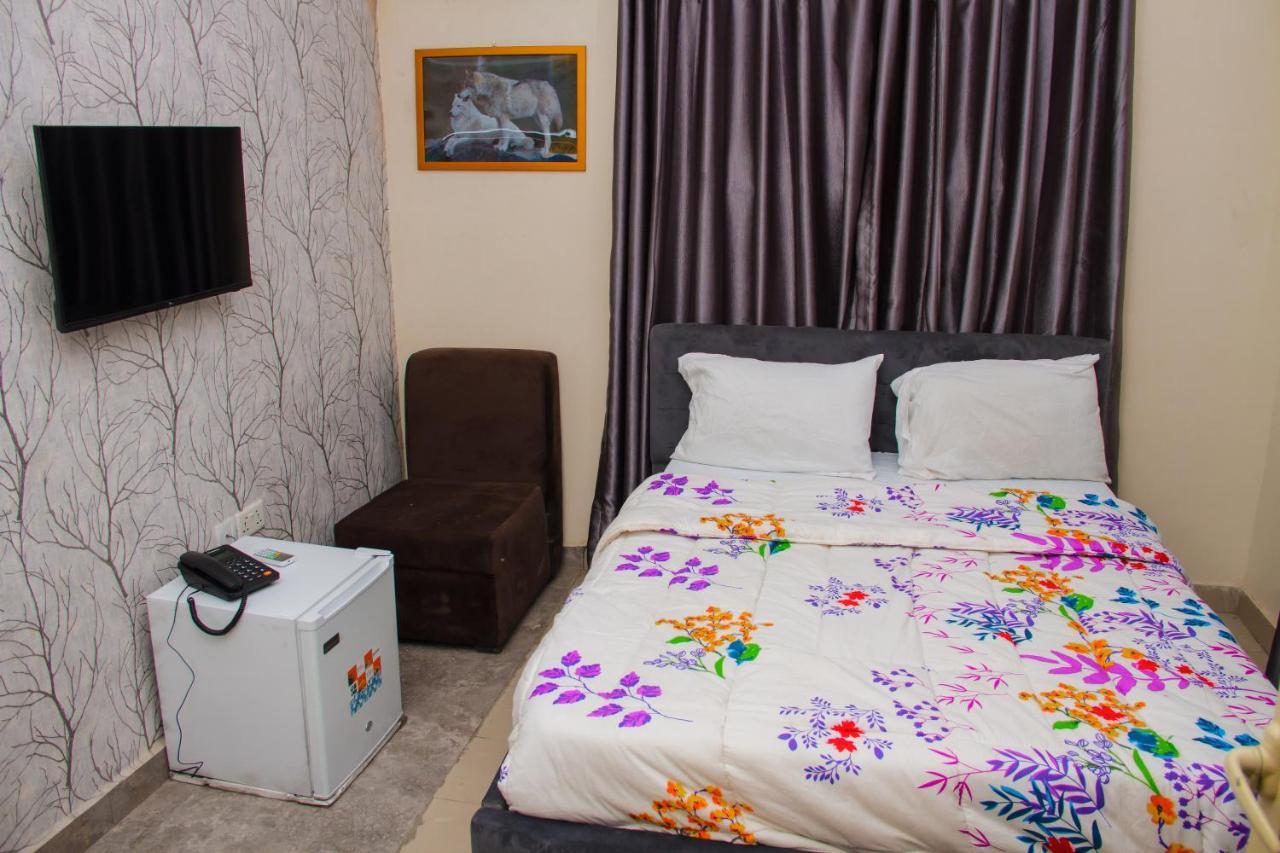 Go2Hotel45 Lagos Exterior foto